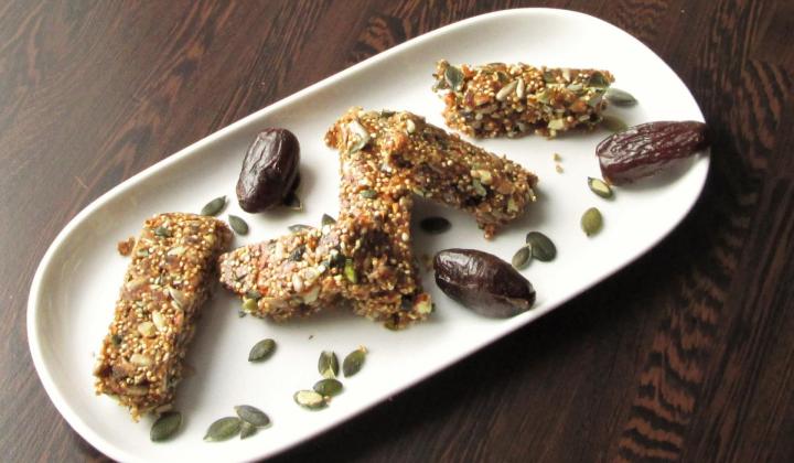 Jak připravit müsli tyčinky | recept na semínkové tyčinky s ořechy a quinoou