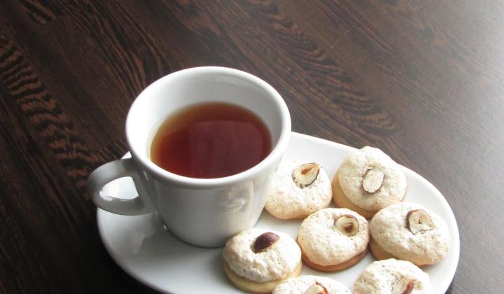 Jak upéct oříškové knoflíky | recept na vánoční cukroví Jak upéct oříškové knoflíky | recept na vánoční cukroví