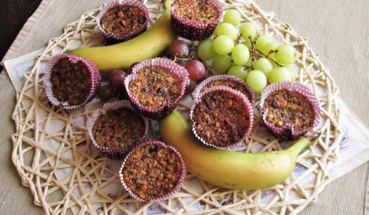 Jak na snídaňové muffiny v podobě zapečené ovesné kaše | recept Jak na snídaňové muffiny v podobě zapečené ovesné kaše | recept