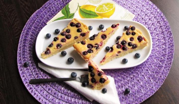 Jak upéct luxusní křehký koláč s citronovým krémem a borůvkami | recept Jak upéct luxusní křehký koláč s citronovým krémem a borůvkami | recept