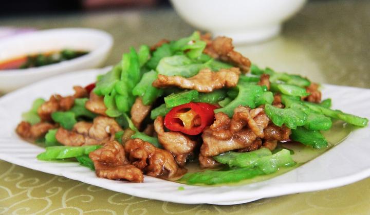 Jak uvařit vepřové nudličky nakládané v paprikové marinádě | recept