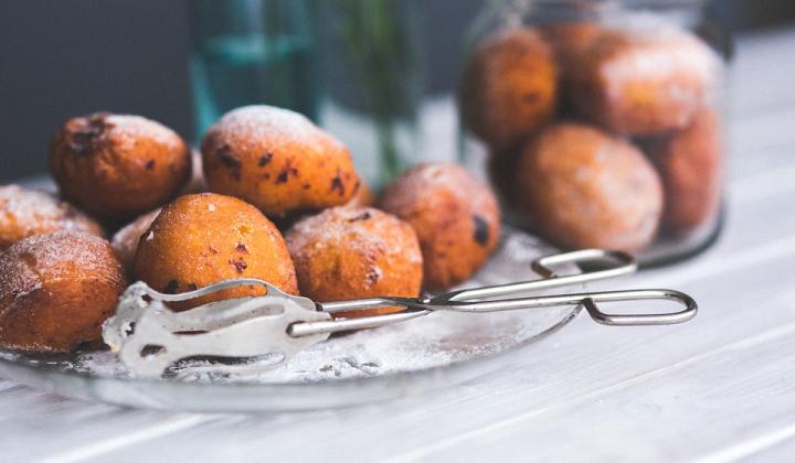 Jak připravit masopustní minikobližky ze zbytků těsta | recept Jak připravit masopustní minikobližky ze zbytků těsta | recept