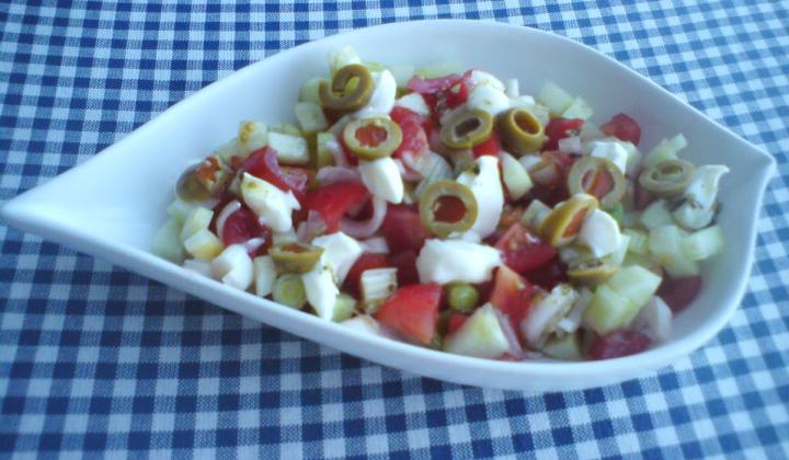 Jak připravit salát choriatiki | recept