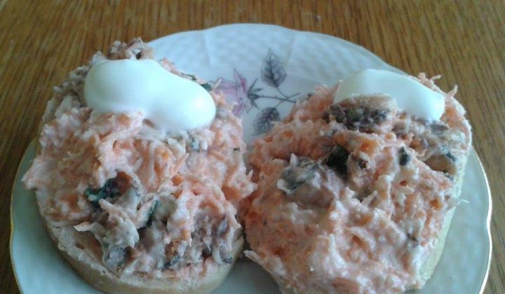 Jak udělat zeleninovou pomazánku se sardinkami | recept