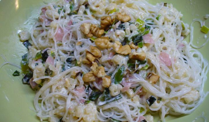 Jak připravit rýžové těstoviny s nivovou omáčkou | recept Jak připravit rýžové těstoviny s nivovou omáčkou | recept