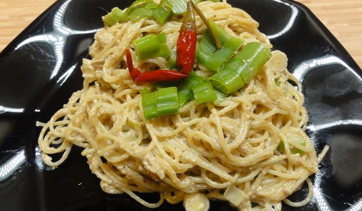 Jak uvařit špagety s omáčkou z vlašských ořechů | recept Jak uvařit špagety s omáčkou z vlašských ořechů | recept