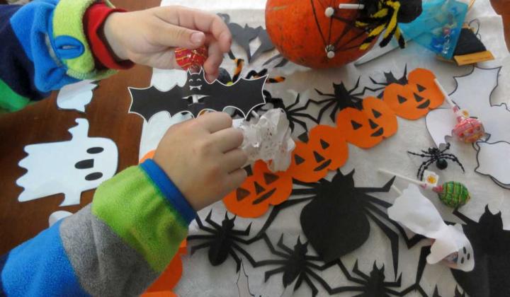 Jak vyrobit s dětmi jednoduché halloweenské dekorace | návod Jak vyrobit s dětmi jednoduché halloweenské dekorace | návod