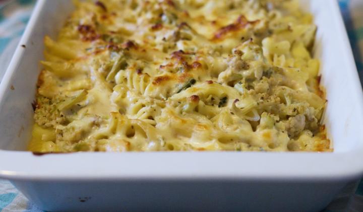 Jak připravit makarony s květákem a sýrem Jak připravit makarony s květákem a sýrem