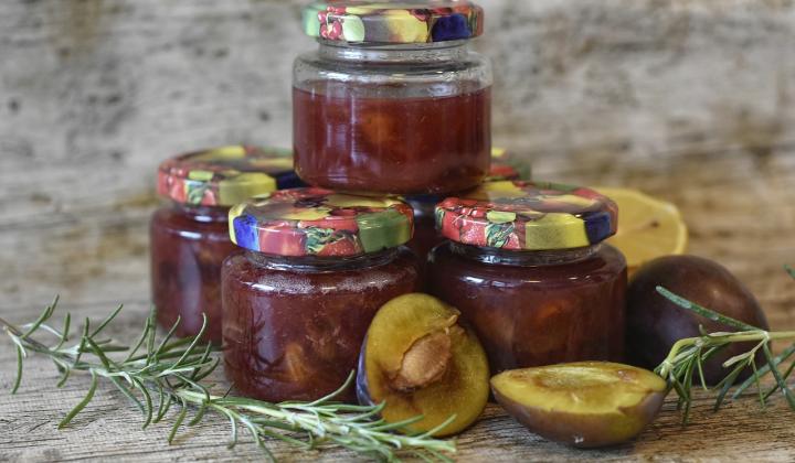 Jak vyrobit zdravé švestkové čatní | recept Jak vyrobit zdravé švestkové čatní | recept