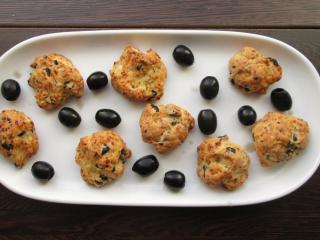 Jak upéct slané sušenky z cottage sýru | recept na slané pohoštění Jak upéct slané sušenky z cottage sýru | recept na slané pohoštění