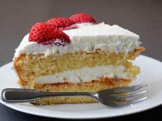 Jak připravit pruhovaný šlehačkový dort s ovocem | recept Jak připravit pruhovaný šlehačkový dort s ovocem | recept