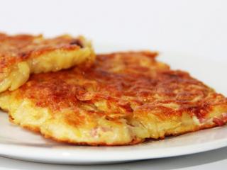 Jak udělat bramborové placičky s brusinkami | recept Jak udělat bramborové placičky s brusinkami | recept