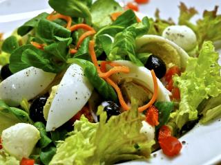 Jak připravit zeleninový salát s vejci | recept Jak připravit zeleninový salát s vejci | recept