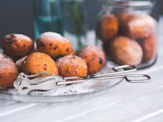 Jak připravit masopustní minikobližky ze zbytků těsta | recept Jak připravit masopustní minikobližky ze zbytků těsta | recept