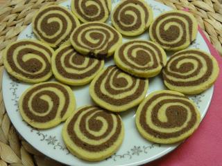 Jak upéct dvoubarevné spirálky | recept Jak upéct dvoubarevné spirálky | recept