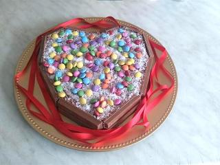 Jak upéct rychlý a pestrý dort pro děti | recept Jak upéct rychlý a pestrý dort pro děti | recept