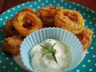 Jak na zdravější cibulové kroužky | recept