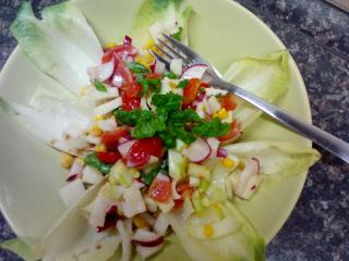 Jak přichystat čekankový salát | recept Jak přichystat čekankový salát | recept