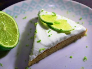 Jak upéct lehké limetkové řezy s tvarohovým krémem | recept Jak upéct lehké limetkové řezy s tvarohovým krémem | recept