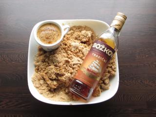 Jak připravit nepečený koláč ze sušenek, ořechů a karamelu | recept Jak připravit nepečený koláč ze sušenek, ořechů a karamelu | recept