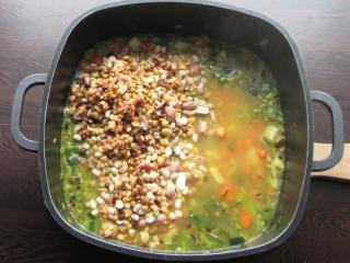 Jak uvařit hrstkovou polévku plnou luštěnin a zeleniny | recept na hrstkovou polévku z luštěnin