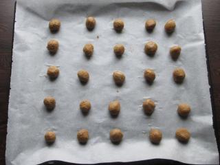 Jak upéct voňavá zázvorová kolečka s jemným krémem |recept na cukroví