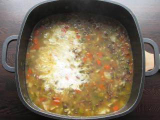 Jak uvařit hrstkovou polévku plnou luštěnin a zeleniny | recept na hrstkovou polévku z luštěnin