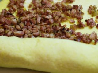 Jak připravit bramborovou roládu s uzeným masem | recept Jak připravit bramborovou roládu s uzeným masem | recept