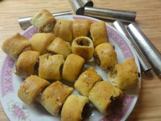 Jak upéct kynuté bulky se sýrem a šunkou | recept na domácí kynuté pečivo Jak upéct kynuté bulky se sýrem a šunkou | recept na domácí kynuté pečivo