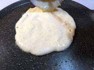 Jak připravit sýrové lívanečky | recept na slané lívance Jak připravit sýrové lívanečky | recept na slané lívance