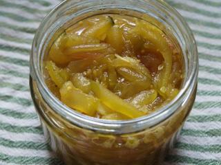 Jak připravit pikantní cuketový relish | recept Jak připravit pikantní cuketový relish | recept