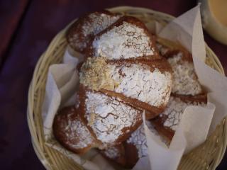 Jak upéct martinské rohlíky | tradiční recept Jak upéct martinské rohlíky | tradiční recept
