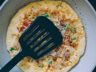 Jak udělat jarní omeletu s kopřivami a parmazánem | recept Jak udělat jarní omeletu s kopřivami a parmazánem | recept