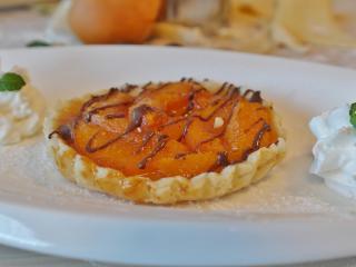 Jak upéct domácí meruňkový koláč s tvarohem | recept