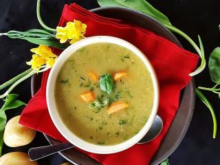 Jak udělat bramborovou polévku s uzeninou | recept Jak udělat bramborovou polévku s uzeninou | recept