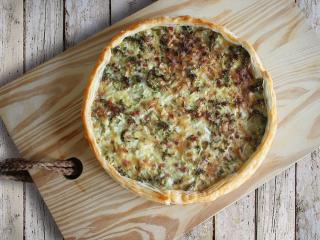 Jak upéct celozrnný quiche se šunkou a cuketou | recept na slaný koláč Jak upéct celozrnný quiche se šunkou a cuketou | recept na slaný koláč