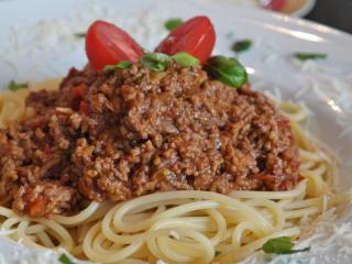 Jak udělat boloňské špagety | recept Jak udělat boloňské špagety | recept